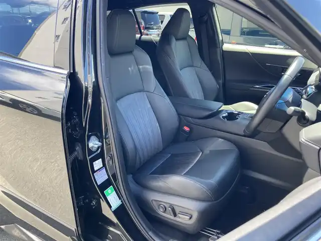 トヨタ ハリアー Z 静岡県 2020(令2)年 2.1万km プレシャスブラックパール 純正12インチナビ/　AM FM Bluetooth USB AppleCarPlay AndroidAuto/フルセグTV/ビルトインETC2.0/録画機能付きデジタルインナーミラー/LEDオートヘッドランプ/レーダークルーズコントロール/ハーフレザーシート/パワーバックドア/モデリスタエアロ/前後方クリアランスソナー/スマートキー2本/アラウンドビューモニター/JBLプレミアムサウンド/パワーシート(運転席)