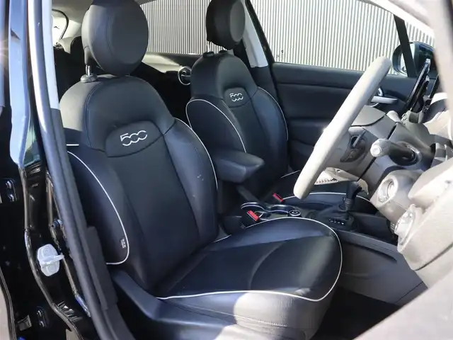 フィアット ５００Ｘ 長野県 2018(平30)年 4.5万km 黒 ・4WD /・80台限定車 /・ACC /・黒革シート /・純正18AW /・社外ナビ(FM/AM/CD/DVD/USB/BT) /・バックモニター シートヒーター /・パワーシート /・パドルシフト /・ETC /・アダクティブクルーズコントロール /・社外マフラー