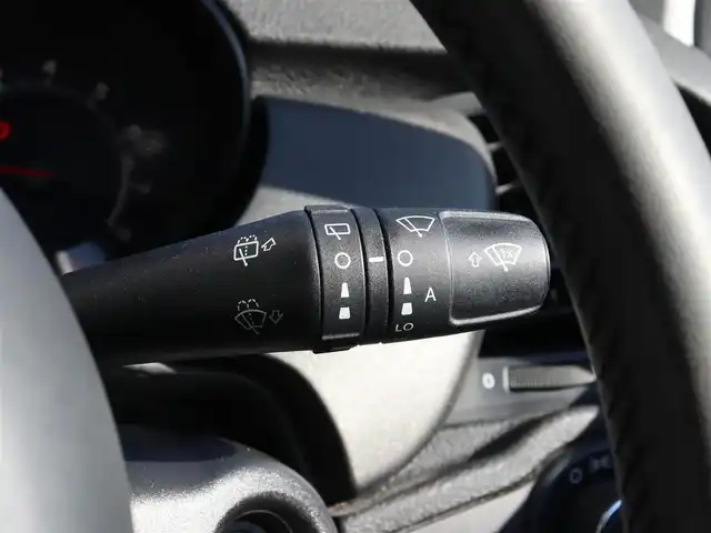 フィアット ５００Ｘ 長野県 2018(平30)年 4.5万km 黒 ・4WD /・80台限定車 /・ACC /・黒革シート /・純正18AW /・社外ナビ(FM/AM/CD/DVD/USB/BT) /・バックモニター シートヒーター /・パワーシート /・パドルシフト /・ETC /・アダクティブクルーズコントロール /・社外マフラー