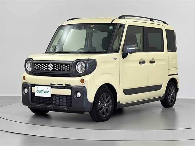 スズキ スペーシア ギア HYBRID XZ 福島県 2022(令4)年 1.5万km シフォンアイボリーM /禁煙車//4WD//スズキセーフティサポート/・後退時ブレーキサポート/・車線逸脱抑制制御機能/・車線逸脱警報機能/・パーキングソナー/・横滑り防止装置/・ハイビームアシスト//デュアルカメラブレーキサポート//ヘッドアップディスプレイ//アダプティブクルーズコントロール//全周囲カメラ//メーカーOPナビ/・BT.USB.CD.DVD/・フルセグTV//両側パワースライドドア//前席シートヒーター//ビルトインETC//ドライブレコーダー（FR）//プッシュスタート//スマートキー×2//LEDヘッドライト//LEDフォグライト//ステアリングスイッチ//純正フロアマット//純正14インチAW//シートバックテーブル//ロールサンシェード//後席サーキュレーター