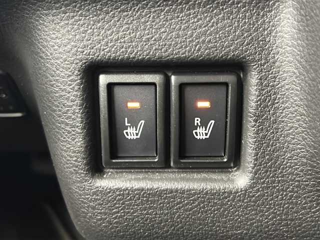 スズキ スペーシア ギア HYBRID XZ 福島県 2022(令4)年 1.5万km シフォンアイボリーM /禁煙車//4WD//スズキセーフティサポート/・後退時ブレーキサポート/・車線逸脱抑制制御機能/・車線逸脱警報機能/・パーキングソナー/・横滑り防止装置/・ハイビームアシスト//デュアルカメラブレーキサポート//ヘッドアップディスプレイ//アダプティブクルーズコントロール//全周囲カメラ//メーカーOPナビ/・BT.USB.CD.DVD/・フルセグTV//両側パワースライドドア//前席シートヒーター//ビルトインETC//ドライブレコーダー（FR）//プッシュスタート//スマートキー×2//LEDヘッドライト//LEDフォグライト//ステアリングスイッチ//純正フロアマット//純正14インチAW//シートバックテーブル//ロールサンシェード//後席サーキュレーター