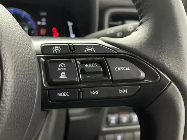 トヨタ シエンタ ハイブリッド Z 埼玉県 2022(令4)年 0.9万km ブラック 純正１０．５型ＤＡ　ＴＶ　ＢＴ　モデリスタエアロ　全方位カメラ　ＥＴＣ　ドライブレコーダー　衝突被害軽減　両側パワースライドドア　前後コーナーセンサー　レーンキープアシスト　ＬＥＤヘッドライト　BSM