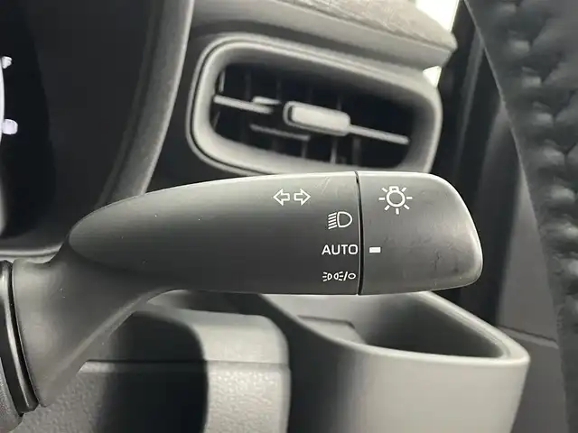 トヨタ シエンタ ハイブリッド Z 埼玉県 2022(令4)年 0.9万km ブラック 純正１０．５型ＤＡ　ＴＶ　ＢＴ　モデリスタエアロ　全方位カメラ　ＥＴＣ　ドライブレコーダー　衝突被害軽減　両側パワースライドドア　前後コーナーセンサー　レーンキープアシスト　ＬＥＤヘッドライト　BSM