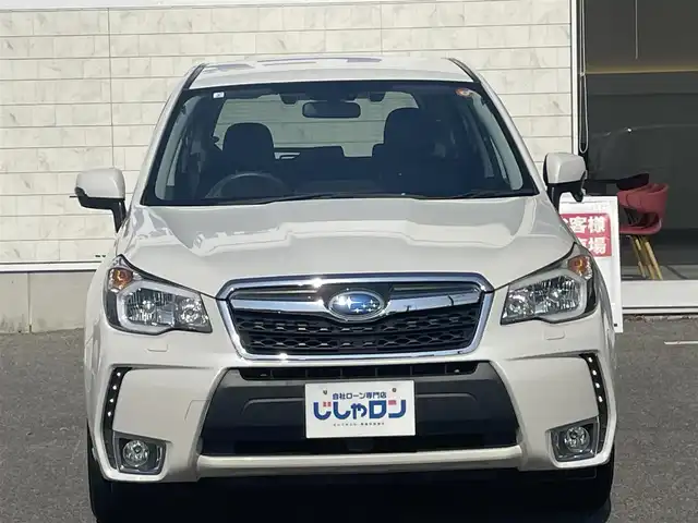 スバル フォレスター S－リミテッド 佐賀県 2015(平27)年 14.3万km クリスタルホワイトP （株)IDOMが運営する【じしゃロン佐賀店】の自社ローン専用車両になります。/こちらは現金またはオートローンご利用時の価格です。自社ローンご希望の方は別途その旨お申付け下さい/禁煙車　/４ＷＤ　/カロッツェリアナビ ＴＶ ＢＴオーディオ ＤＶＤ ＣＤ　/バックカメラ　　/ＥＴＣ　/前席パワーシート　/前席シートヒーター