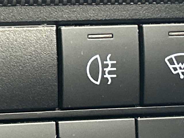 ダイハツ ロッキー G 三重県 2020(令2)年 5.7万km ブラックマイカメタリック /禁煙車//純正ナビ/　HDMI/フルセグTV/SD/AM/FM/BT/iPod/CD/DVD//レーダークルーズコントロール//前席シートヒーター//オートライト//ビルトインETC//プリクラッシュ//レーンキープ//ドライブレコーダー//電格ミラー//プッシュスタート//ステアスイッチ