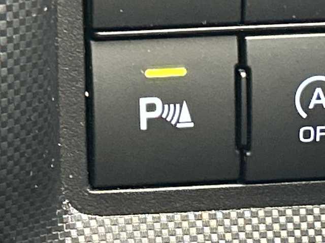 ダイハツ ロッキー G 三重県 2020(令2)年 5.7万km ブラックマイカメタリック /禁煙車//純正ナビ/　HDMI/フルセグTV/SD/AM/FM/BT/iPod/CD/DVD//レーダークルーズコントロール//前席シートヒーター//オートライト//ビルトインETC//プリクラッシュ//レーンキープ//ドライブレコーダー//電格ミラー//プッシュスタート//ステアスイッチ