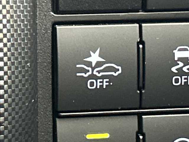 ダイハツ ロッキー G 三重県 2020(令2)年 5.7万km ブラックマイカメタリック /禁煙車//純正ナビ/　HDMI/フルセグTV/SD/AM/FM/BT/iPod/CD/DVD//レーダークルーズコントロール//前席シートヒーター//オートライト//ビルトインETC//プリクラッシュ//レーンキープ//ドライブレコーダー//電格ミラー//プッシュスタート//ステアスイッチ