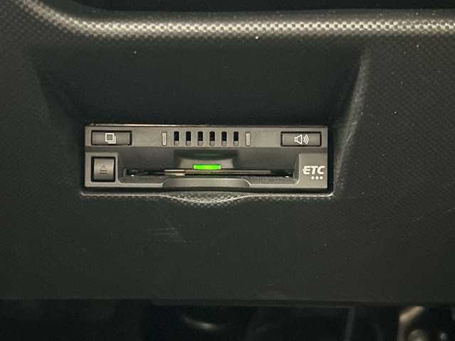 ダイハツ ロッキー G 三重県 2020(令2)年 5.7万km ブラックマイカメタリック /禁煙車//純正ナビ/　HDMI/フルセグTV/SD/AM/FM/BT/iPod/CD/DVD//レーダークルーズコントロール//前席シートヒーター//オートライト//ビルトインETC//プリクラッシュ//レーンキープ//ドライブレコーダー//電格ミラー//プッシュスタート//ステアスイッチ