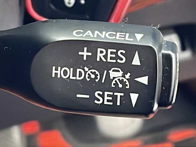 トヨタ プリウス Sセーフティプラス 岐阜県 2018(平30)年 6.3万km スティールブロンドM 禁煙車/純正ナビ/フルセグTV/クルーズコントロール/クリアランスソナー/前後コーナーセンサー/衝突軽減ブレーキ/ミラー型ドライブレコーダー/ETC/バックカメラ/純正アルミホイール/純正フロアマット/シートカバー/プッシュスタート/ドアバイザー/オートエアコン/オートライト/オートハイビーム/スマートキー