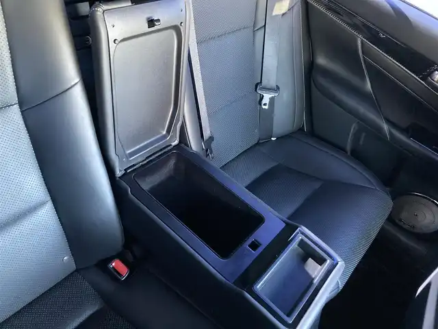 レクサス ＧＳ 250 Fスポーツ 静岡県 2012(平24)年 8.2万km ソニックシルバー 純正HDDナビ/　AM FM CD DVD Bluetooth USB AUX/フルセグTV/ビルトインETC/バックモニター/ドライブレコーダー/パワーシート(前席)/シートヒーター/シートベンチレーション/パワートランクリッド/前後方クリアランスソナー/クルーズコントロール/純正19インチアルミホイール/TOM’Sマフラー/レクサスオレンジキャリパー/車高調/三眼LEDオートヘッドランプ/マークレビンソンサウンド/ブラックレザーシート/フルエアロ