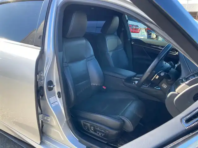 レクサス ＧＳ 250 Fスポーツ 静岡県 2012(平24)年 8.2万km ソニックシルバー 純正HDDナビ/　AM FM CD DVD Bluetooth USB AUX/フルセグTV/ビルトインETC/バックモニター/ドライブレコーダー/パワーシート(前席)/シートヒーター/シートベンチレーション/パワートランクリッド/前後方クリアランスソナー/クルーズコントロール/純正19インチアルミホイール/TOM’Sマフラー/レクサスオレンジキャリパー/車高調/三眼LEDオートヘッドランプ/マークレビンソンサウンド/ブラックレザーシート/フルエアロ