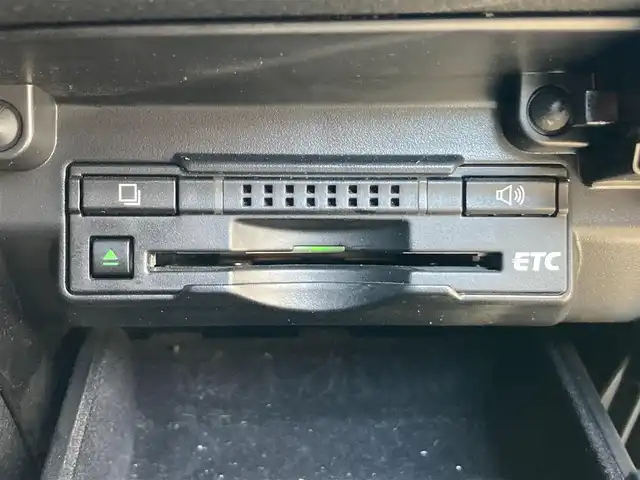 レクサス ＧＳ 250 Fスポーツ 静岡県 2012(平24)年 8.2万km ソニックシルバー 純正HDDナビ/　AM FM CD DVD Bluetooth USB AUX/フルセグTV/ビルトインETC/バックモニター/ドライブレコーダー/パワーシート(前席)/シートヒーター/シートベンチレーション/パワートランクリッド/前後方クリアランスソナー/クルーズコントロール/純正19インチアルミホイール/TOM’Sマフラー/レクサスオレンジキャリパー/車高調/三眼LEDオートヘッドランプ/マークレビンソンサウンド/ブラックレザーシート/フルエアロ