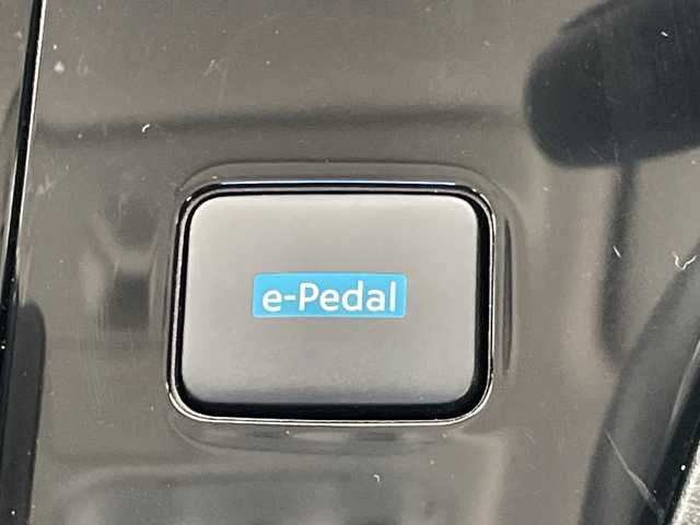 日産 サクラ X 90周年記念車 愛知県 2024(令6)年 0.7万km ライトブルー 純正9型ディスプレイオーディオ　ナビ機能なし/全方位カメラ/バックカメラ/コーナーセンサー/純正アルミホイール/LEDヘッドライト/オートマチックハイビーム/ドライブレコーダー/ETC/ワイヤレス充電機/衝突軽減システム/Bluetooth/ステアリングスイッチ/スマートキー/プッシュスタート