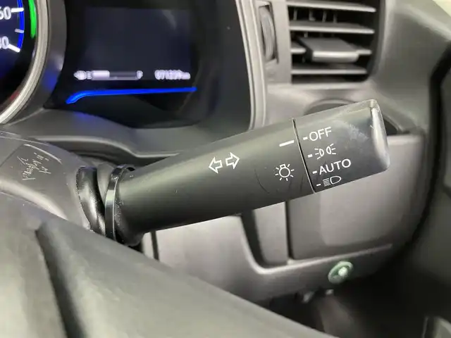 ホンダ フィット ハイブリット Fパッケージ コンフォートED 大分県 2016(平28)年 7.2万km プレミアムクリスタルレッドM ワンオーナー/純正SDナビ（VXM-175VFi）/ BT/CD/DVD/フルセグ/バックカメラ/シートヒーター（前席）/クルーズコントロール/オートライト/アイドリングストップ/ステアリングスイッチ/電動格納ミラー/ビルトインETC/プッシュスタート/スマートキー/純正フロアマット