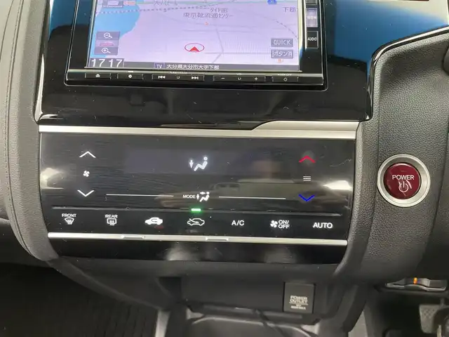 ホンダ フィット ハイブリット Fパッケージ コンフォートED 大分県 2016(平28)年 7.2万km プレミアムクリスタルレッドM ワンオーナー/純正SDナビ（VXM-175VFi）/ BT/CD/DVD/フルセグ/バックカメラ/シートヒーター（前席）/クルーズコントロール/オートライト/アイドリングストップ/ステアリングスイッチ/電動格納ミラー/ビルトインETC/プッシュスタート/スマートキー/純正フロアマット