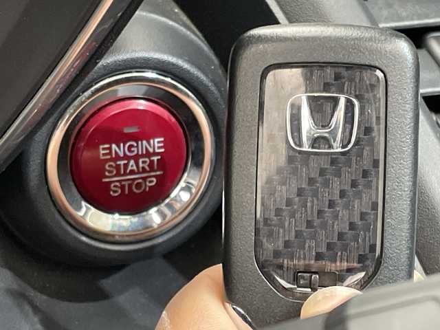 ホンダ Ｓ６６０ α 愛媛県 2016(平28)年 6万km プレミアムスターホワイトP ＥＴＣ／前後ドライブレコーダー／デジタルインナーミラー／ＢＢＳアルミホイール／ＵＳＢ入力端子／クルーズコントロール／バックカメラ／シティブレーキアクティブシステム／スマートキー／禁煙