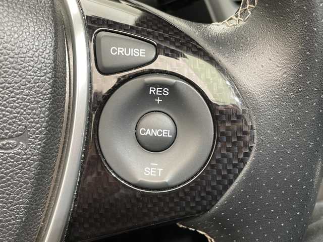 ホンダ Ｓ６６０ α 愛媛県 2016(平28)年 6万km プレミアムスターホワイトP ＥＴＣ／前後ドライブレコーダー／デジタルインナーミラー／ＢＢＳアルミホイール／ＵＳＢ入力端子／クルーズコントロール／バックカメラ／シティブレーキアクティブシステム／スマートキー／禁煙