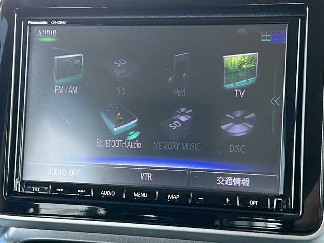 スズキ スペーシア ギア HYBRID XZ 静岡県 2019(令1)年 6万km ツールグリーンパールメタリック/ガンメタリック2トーンルーフ 純正ナビ/・全方位モニター/・フロント、サイドカメラ/・Bluetooth/・CD/DVD/・フルセグTV/・iPod/主要装備/・プッシュスタート/・両側パワースライドドア/・ETC車載器/・前席シートヒーター/・オートライト/・LEDヘッドライト/・純正フロアマット/・コーナーセンサー/・衝突被害軽減システム/・レーンキープアシスト/・後席サンシェード/・アイドリングストップ/・純正14インチＡＷ