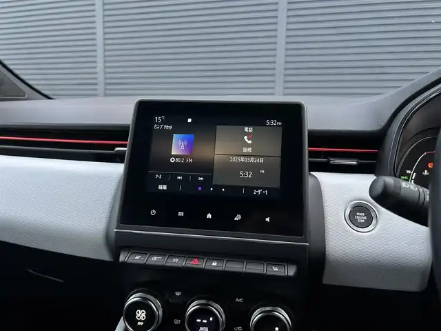 ルノー ルノー ルーテシア インテンス テックパック 茨城県 2022(令4)年 2.8万km 白 アクティブブレーキ　/ＡＣＣ　/ＬＫＡ　/ＢＳＭ　/Ｂカメラ　/パーキングセンサー　/ＣａｒＰｌａｙ　/ＢＴ　/黒革　/シートヒーター　/ステアリングヒーター/ＬＥＤ　/アンビエントライト　/ＥＴＣ　/前後ドラレコ　/禁煙車