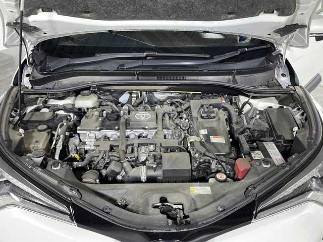 トヨタ Ｃ－ＨＲ G 福岡県 2017(平29)年 7.5万km ホワイトパールクリスタルシャイン フォグランプ/LEDヘッドライト/レーダークルーズコントロール/レーンキープアシスト/シートヒーター(D＋N席)/前後方向コーナーセンサー/フルセグテレビ/プッシュスタート/ETC/バックカメラ