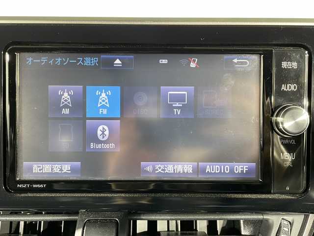 トヨタ Ｃ－ＨＲ G 福岡県 2017(平29)年 7.5万km ホワイトパールクリスタルシャイン フォグランプ/LEDヘッドライト/レーダークルーズコントロール/レーンキープアシスト/シートヒーター(D＋N席)/前後方向コーナーセンサー/フルセグテレビ/プッシュスタート/ETC/バックカメラ