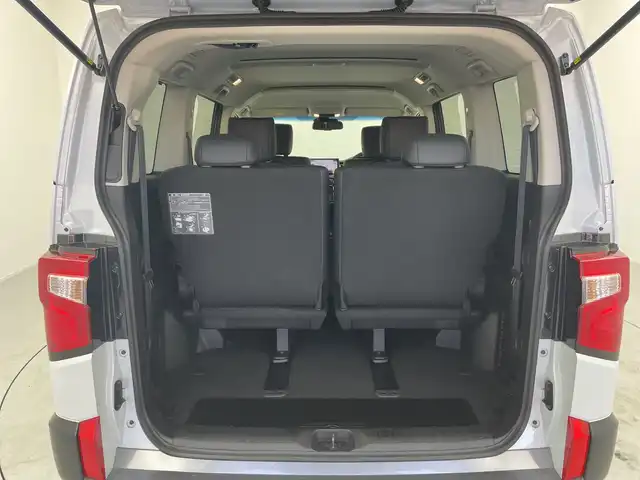 三菱 デリカＤ：５ シャモニー 愛知県 2025(令7)年 0.1万km未満 パールⅡ 登録済未使用車　10km/純正10.1型ナビ/・Bluetooth/・CD/DVD/・フルセグテレビ/バックカメラ/両側パワースライドドア/衝突軽減ブレーキ/レーンキープアシスト/オートマチックハイビーム/レーダークルーズコントロール/ハーフレザーシート/LEDヘッドライト