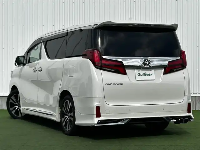 トヨタ アルファード S Cパッケージ 香川県 2019(令1)年 5.1万km ホワイトパールクリスタルシャイン 登録時走行距離：50982km/アルパイン11型ナビ/　CD DVD BT フルセグTV/バックカメラ　左サイドカメラ/アルパインフリップダウンモニター/Wサンルーフ/モデリスタエアロ（フロント　サイド　リアアンダー）/両側パワースライドドア/パワーバックドア/プリクラッシュセーフティシステム/レーンキープアシスト/レーダークルーズコントロール/ブラインドスポットモニター/クリアランスソナー/オートハイビーム/LEDヘッドライト/オートライト/フォグランプ/デジタルインナーミラー/前後ドライブレコーダー/ビルトインETC/レザーシート/シートベンチレーション/パワーシート/シートメモリ/オットマン/ステアリングヒーター/プッシュスタート/スマートキー/スペアキー