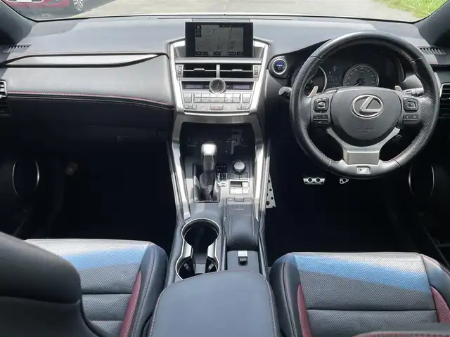 レクサス ＮＸ 300h Fスポーツ 福岡県 2015(平27)年 5.4万km ホワイトノーヴァガラスフレーク サンルーフ/バックカメラ/追従クルーズコントロール/パーキングアシスト/レーンキープアシスト/純正マット/純正AW/純正ナビ/フルセグTV/Bluetooth/AUX/USB2個/ステアリングヒーター/シートヒーター/エアシート/Dualエアコン
