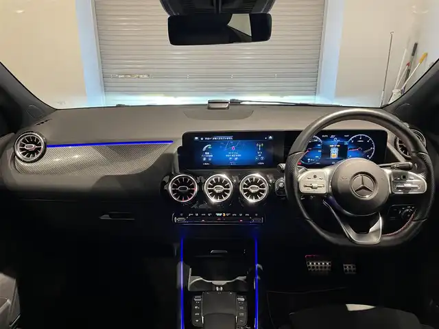 メルセデス・ベンツ ＧＬＡ２００ｄ 4マチック AMGライン 静岡県 2020(令2)年 3.3万km コスモスブラック ＭＢＵＸナビ　ＴＶ　/３６０°カメラ　/ＢＴ　ＵＳＢ　/ＡＣＣ　ＬＫＡ　ＢＳＭ　/ハーフレザー　シートヒーター　マッサージシート　/パワーバックドア　/アンビエントライト　/パドルシフト　/ワイヤレス充電　/ＬＥＤヘッドライト /ETC2.0