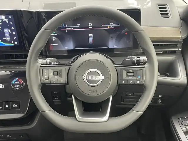 日産 セレナ e－パワー ハイウェイスター V 岡山県 2025(令7)年 0.1千km プリズムホワイト 登録済未使用車/e-POWER　ハイウエイスターV　ヘッドランプ /オートレベライザー/アダプティブLEDヘッドライトシステム /アラウンドビューモニター（移動物 検知機能付）/インテリジェント ルームミラー/アドバンスドドライブアシストディスプレイ（12.3インチカラーディスプレイ）/統合型インターフェースディスプレイ/ワイヤレス充電器/6スピーカー/NissanConnectナビゲーションシステム（地デジ内蔵）/車載通信ユニット（TCU［Telematics Control Unit］）ETC2.0ユニット（ビルトインタイプ）/ドライブレコーダー（前後セット）/プロパイロット（ナビリンク機能付）/プロパイロット緊急停止支援システム（SOSコール機能付）