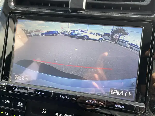 トヨタ プリウス Sセーフティプラス 道央・札幌 2017(平29)年 5.2万km ホワイトパールクリスタルシャイン ・４WD/・寒冷地仕様/・純正SDナビ/　CD・DVD・SD・Bluetooth/・フルセグテレビ/・バックカメラ/・前後ドライブレコーダー/・レーダークルーズ/・レーンキープアシスト/・衝突軽減ブレーキ/・横滑り防止装置/・オートハイビーム/・オートライト/・アドバンストパーク/・HUD/・ステアリングスイッチ/・純正フロアマット/・ドアバイザー/・電動格納ミラー/・ウィンカーミラー/・取扱説明書/・保証書/・スマートキー/・スペアキー
