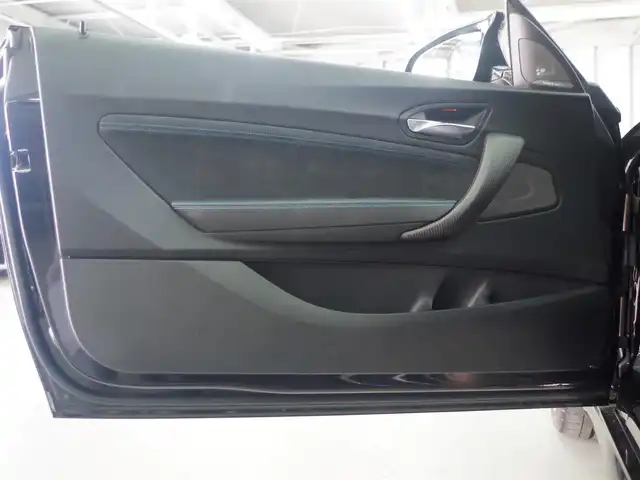 ＢＭＷ Ｍ２ コンペティション 兵庫県 2019(令1)年 1.8万km サファイアブラックP harman/kardon HiFiサウンド・システム/（360W、12スピーカー、7チャンネル・サラウンド）/純正ナビ/バックカメラ/ETC/黒革シート/パワーシート/シートヒーター/純正19インチAW/ドライビングアシスト/衝突軽減/LDW/アダプティブLEDヘッドライト/（LEDハイ／ロービーム、LEDスモール・ライト・リング。光軸自動調整機構付）/コンフォートアクセス/ドライブレコーダー