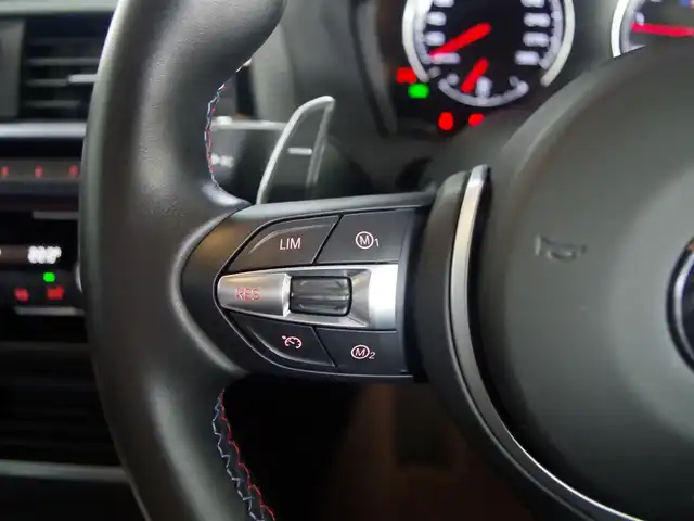 ＢＭＷ Ｍ２ コンペティション 兵庫県 2019(令1)年 1.8万km サファイアブラックP harman/kardon HiFiサウンド・システム/（360W、12スピーカー、7チャンネル・サラウンド）/純正ナビ/バックカメラ/ETC/黒革シート/パワーシート/シートヒーター/純正19インチAW/ドライビングアシスト/衝突軽減/LDW/アダプティブLEDヘッドライト/（LEDハイ／ロービーム、LEDスモール・ライト・リング。光軸自動調整機構付）/コンフォートアクセス/ドライブレコーダー