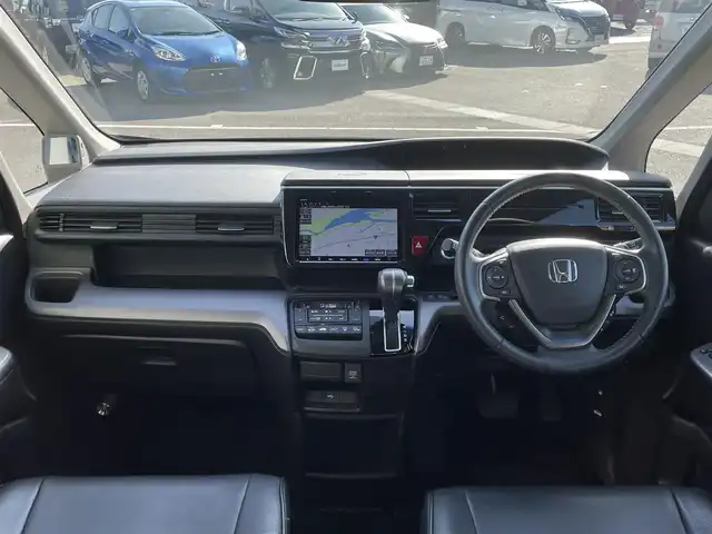 ホンダ ステップワゴン スパーダ ホンダセンシング 和歌山県 2021(令3)年 4.1万km プレミアムスパークルブラックパール 純正ナビ/バックカメラ/フルセグTV/BT/CD/DVD/衝突軽減ブレーキ/レーンキープアシスト/クルーズコントロール/オートライト/わくわくゲート/フリップダウンモニター/ドラレコ/ビルトインETC2.0/両側パワスラ/パドルシフト/LEDヘッドライト/フォグランプ/純正フロアマット/純正アルミ
