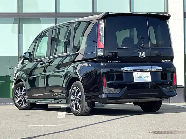 ホンダ ステップワゴン スパーダ ホンダセンシング 和歌山県 2021(令3)年 4.1万km プレミアムスパークルブラックパール 純正ナビ/バックカメラ/フルセグTV/BT/CD/DVD/衝突軽減ブレーキ/レーンキープアシスト/クルーズコントロール/オートライト/わくわくゲート/フリップダウンモニター/ドラレコ/ビルトインETC2.0/両側パワスラ/パドルシフト/LEDヘッドライト/フォグランプ/純正フロアマット/純正アルミ