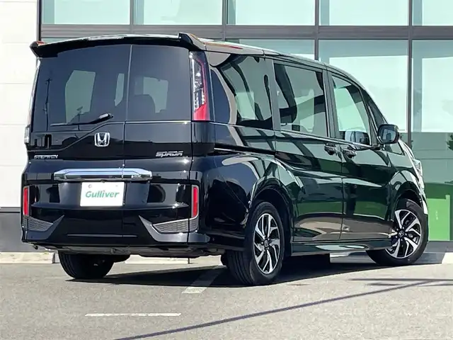 ホンダ ステップワゴン スパーダ ホンダセンシング 和歌山県 2021(令3)年 4.1万km プレミアムスパークルブラックパール 純正ナビ/バックカメラ/フルセグTV/BT/CD/DVD/衝突軽減ブレーキ/レーンキープアシスト/クルーズコントロール/オートライト/わくわくゲート/フリップダウンモニター/ドラレコ/ビルトインETC2.0/両側パワスラ/パドルシフト/LEDヘッドライト/フォグランプ/純正フロアマット/純正アルミ