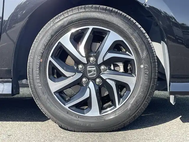 ホンダ ステップワゴン スパーダ ホンダセンシング 和歌山県 2021(令3)年 4.1万km プレミアムスパークルブラックパール 純正ナビ/バックカメラ/フルセグTV/BT/CD/DVD/衝突軽減ブレーキ/レーンキープアシスト/クルーズコントロール/オートライト/わくわくゲート/フリップダウンモニター/ドラレコ/ビルトインETC2.0/両側パワスラ/パドルシフト/LEDヘッドライト/フォグランプ/純正フロアマット/純正アルミ