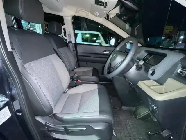 ホンダ フリード ハイブリット e:HEV AIR EX 神奈川県 2024(令6)年 0.1万km メテオロイドグレーメタリック 衝突軽減システム/ブラインドスポットアシスト/レーンキープアシスト/パーキングアシスト/アダプティブクルーズコントロール/コーナーセンサー/両側パワースライドドア/シートヒーター/カーテンエアバッグ/サイドエアバッグ/純正ナビ/TV/BT/FM/AM/USB/三列シート