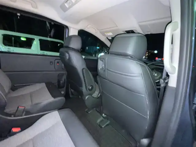 ホンダ フリード ハイブリット e:HEV AIR EX 神奈川県 2024(令6)年 0.1万km メテオロイドグレーメタリック 衝突軽減システム/ブラインドスポットアシスト/レーンキープアシスト/パーキングアシスト/アダプティブクルーズコントロール/コーナーセンサー/両側パワースライドドア/シートヒーター/カーテンエアバッグ/サイドエアバッグ/純正ナビ/TV/BT/FM/AM/USB/三列シート