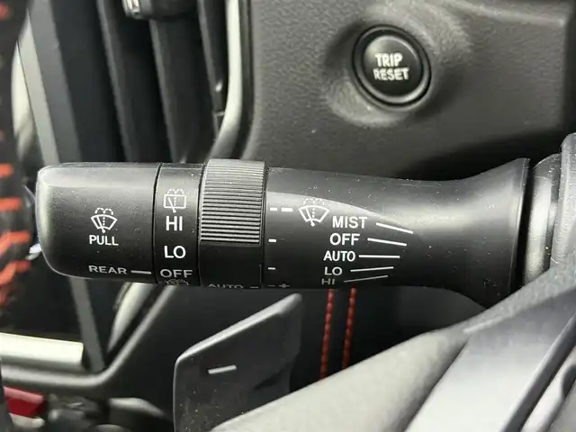 スバル フォレスター ハイブリッド X－ブレイク 愛知県 2022(令4)年 2.7万km クリスタルホワイトP ワンオーナー/4WD/純正8インチナビ/バック/フロント/サイドカメラ/アイサイト/衝突被害軽減システム/レーダークルーズコントロール/横滑り防止装置/コーナーセンサー/レーンキープアシスト/オートライト/オートマチックハイビーム/LEDヘッドライト/LEDフォグライト/電動リアゲート/ステアリングヒーター/シートヒーター/パワーシート/シートメモリー/デジタルインナーミラー/ドライブレコーダー/ETC/HDMI接続/純正アルミホイール/純正フロアマット/プッシュスタート/スマートキー