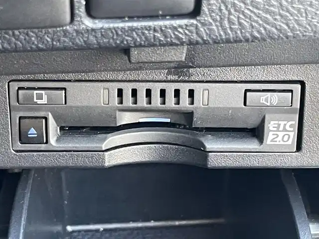 トヨタ アルファード S Cパッケージ 兵庫県 2020(令2)年 6.9万km ホワイトパールクリスタルシャイン 純正ナビ/フルセグ/Bluetooth/CD/DVD/後席モニター/デジタルインナーミラー/モデリスタフルエアロ/モデリスタイルブレード/ステアリングヒーター/シートメモリー/シートヒーター/エアシート/スマートキー/純正フロアマット/ETC2.0