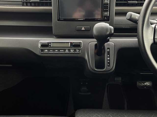 スズキ ワゴンＲ HYBRID FX 新潟県 2022(令4)年 2.1万km フェニックスレッドパール 4WD/スペアキー1本/メモリナビ　型式AVIC-RW303/CD/DVD/ワンセグ/シートヒーター　D席/N席/ハロゲン/バイザー/冬タイヤ4本セット