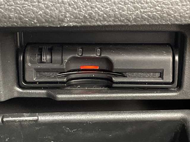 日産 セレナ HWS S HV Vセレ +SeftyⅡ 群馬県 2016(平28)年 5.5万km ダイヤモンドブラック 純正後席モニター　純正８型ナビ　全周囲カメラ　ドラレコ　ＥＴＣ　ＨＩＤ　両側電動スライドドア　　クルーズコントロール　レーンキープアシスト　衝突被害軽減システム　スマートキー　プッシュスタート　禁煙