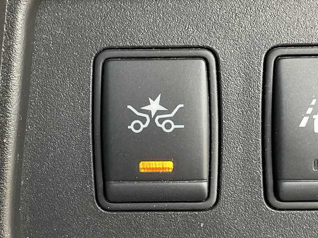 日産 セレナ HWS S HV Vセレ +SeftyⅡ 群馬県 2016(平28)年 5.5万km ダイヤモンドブラック 純正後席モニター　純正８型ナビ　全周囲カメラ　ドラレコ　ＥＴＣ　ＨＩＤ　両側電動スライドドア　　クルーズコントロール　レーンキープアシスト　衝突被害軽減システム　スマートキー　プッシュスタート　禁煙