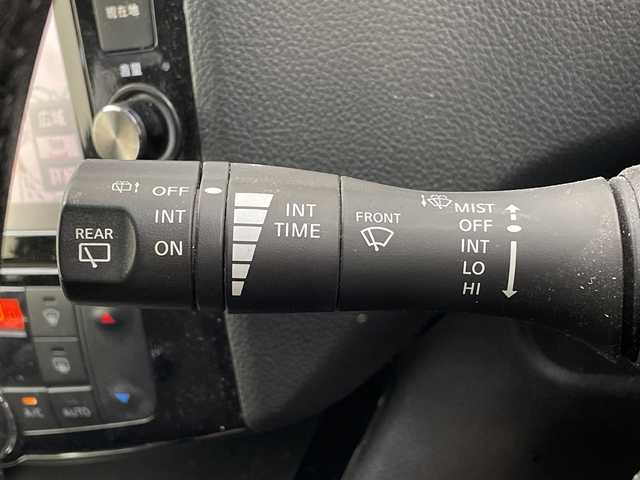 日産 セレナ HWS S HV Vセレ +SeftyⅡ 群馬県 2016(平28)年 5.5万km ダイヤモンドブラック 純正後席モニター　純正８型ナビ　全周囲カメラ　ドラレコ　ＥＴＣ　ＨＩＤ　両側電動スライドドア　　クルーズコントロール　レーンキープアシスト　衝突被害軽減システム　スマートキー　プッシュスタート　禁煙