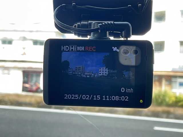 スズキ クロスビー HYBRID MZ 沖縄県 2018(平30)年 7.3万km クラッシーブラウンメタリック/ホワイト 2トーンルーフ 県外仕入/禁煙車/デュアルセンサーブレーキサポート/８インチ純正ナビ/ＣＤ/ＤＶＤ/Ｂｌｕｅｔｏｏｔｈ/フルセグＴＶ/スマートキー/プッシュスタート/ビルトインＥＴＣ/ＬＥＤヘッドライト/フォグライト/オートライト