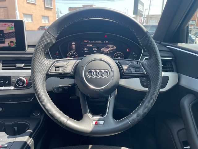 アウディ Ａ４ アバント2.0 TFSI クワトロ スポーツ Sライン P 青森県 2016(平28)年 4.2万km デイトナグレーパールエフェクト /ワンオーナー /4WD/ターボ/アシスタンスパッケージ/マトリクスLED/バーチャルコックピット/ACC /LKA /純正HDDナビ / (フルセグTV/DVD/Bt/USB/AUX)/バックカメラ /黒ハーフレザーシート /前席パワーシート /前席シートヒーター /オートマチックテールゲート /シルバールーフレール/前後バンパーソナー/ヘットライトウオッシャー/ウインカーミラー /シーケンシャルウインカー/ミラーヒーター/革巻きステア/ノブ/パドルシフト/オートワイパー/DSRC/ETC/プッシュスタートシステム/リア5面スモークフィルム/W/サイド/カーテンエアバッグ /ABS/スマートキー/保証書/取説