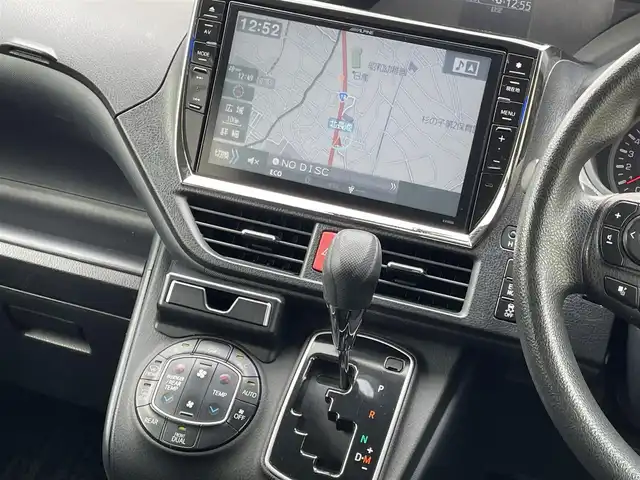 トヨタ ノア X 長野県 2014(平26)年 12.6万km ブラック (株)IDOMが運営する【じしゃロン長野店】の自社ローン専用車両になります。こちらは現金またはオートローンご利用時の価格です。自社ローンご希望の方は別途その旨お申付け下さい　/社外ナビ/社外フリップダウンモニター/バックカメラ/Bluetooth/フルセグテレビ/ETC/両側パワースライド/純正フロアマット/ABS/横滑り防止装置/盗難防止装置/LEDヘッドライト/オートライト/ルーフキャリア