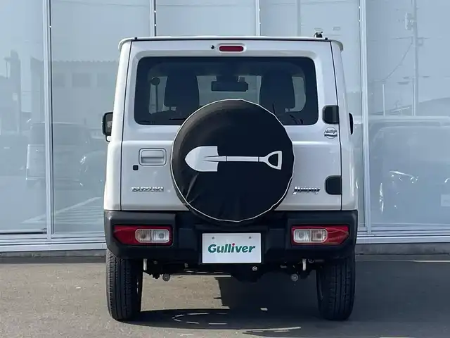 スズキ ジムニー XC 神奈川県 2022(令4)年 4万km ピュアホワイトP ワンオーナー　/ターボ車　/純正８型ナビ(パナソニック　CN-RZ875)/フルセグ　/CD/DVD/Bluetooth/バックカメラ　/レーダークルーズコントロール　/前後ドライブレコーダー(KENWOOD)/パートタイム４ＷＤ　/背面タイヤ　/デュアルセンサーブレーキサポート　/ダウンヒルアシストコントロール/LEDヘッドライト/フォグライト/アイドリングストップ/前席シートヒーター/ABS/横滑り防止装置/レーンキープアシスト/デジタルインナーミラー/プッシュスタート/スマートキー/オートエアコン/オートライト/W＋サイドエアバッグ/カーテンエアバック