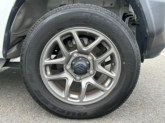 スズキ ジムニー XC 和歌山県 2022(令4)年 4万km ピュアホワイトP 純正８型ナビ(パナソニック　CN-RZ875)/フルセグ　/（CD/DVD/Bluetooth）/バックカメラ　/クルーズコントロール　/前後ドライブレコーダー(KENWOOD)/背面タイヤ　/デュアルセンサーブレーキサポート　/ダウンヒルアシストコントロール/LEDヘッドライト/フォグライト/アイドリングストップ/前席シートヒーター/横滑り防止装置/デジタルインナーミラー